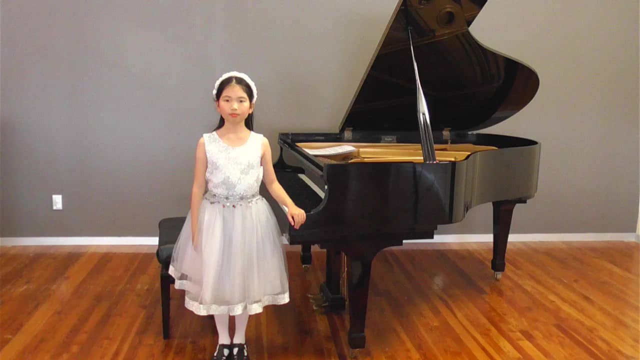 Bella Chen photo 2 (1)